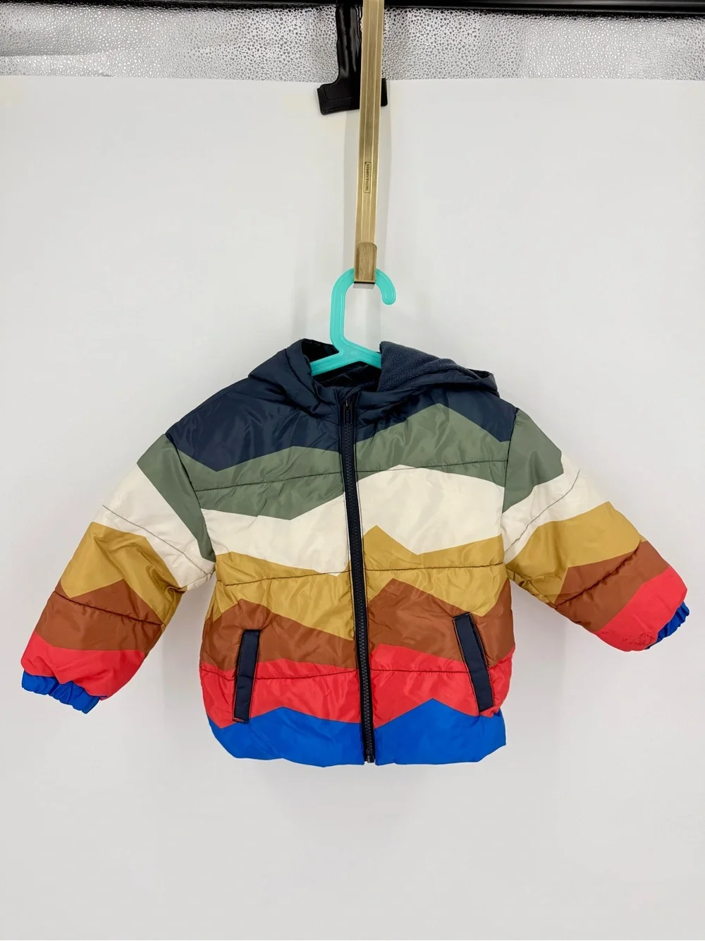 Old Navy Boys Puffer Jacket Colorblock Hooded Water-Resistant 3T